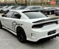 Белый Додж Чарджер, объемом двигателя 5.65 л и пробегом 71 тыс. км за 29900 $, фото 11 на Automoto.ua