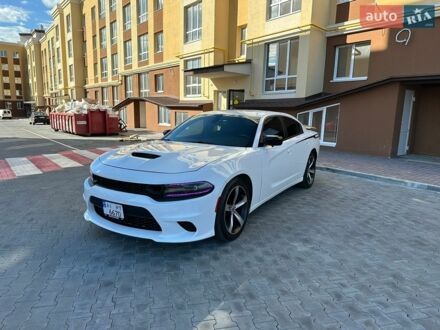 Білий Додж Charger, об'ємом двигуна 3.6 л та пробігом 186 тис. км за 14800 $, фото 1 на Automoto.ua