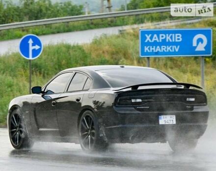 Чорний Додж Charger, об'ємом двигуна 5.7 л та пробігом 156 тис. км за 18500 $, фото 8 на Automoto.ua