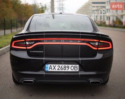 Черный Додж Чарджер, объемом двигателя 3.6 л и пробегом 161 тыс. км за 16300 $, фото 12 на Automoto.ua
