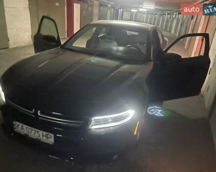Чорний Додж Charger, об'ємом двигуна 3.6 л та пробігом 70 тис. км за 14000 $, фото 5 на Automoto.ua