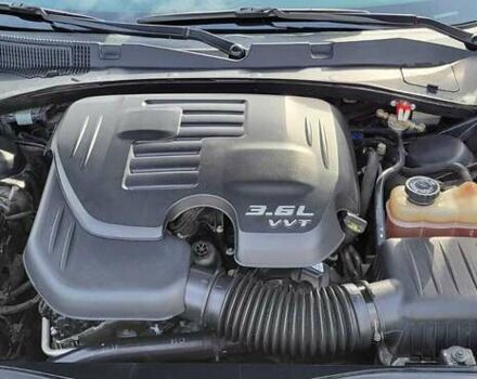 Черный Додж Чарджер, объемом двигателя 3.6 л и пробегом 161 тыс. км за 16300 $, фото 22 на Automoto.ua