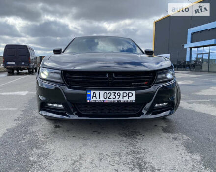 Чорний Додж Charger, об'ємом двигуна 3.6 л та пробігом 174 тис. км за 17800 $, фото 2 на Automoto.ua