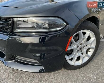 Черный Додж Чарджер, объемом двигателя 5.7 л и пробегом 218 тыс. км за 18900 $, фото 18 на Automoto.ua