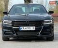 Черный Додж Чарджер, объемом двигателя 5.7 л и пробегом 218 тыс. км за 18900 $, фото 1 на Automoto.ua