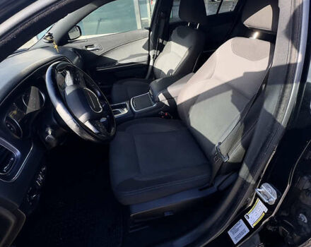 Черный Додж Чарджер, объемом двигателя 3.6 л и пробегом 208 тыс. км за 18300 $, фото 7 на Automoto.ua