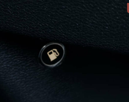 Черный Додж Чарджер, объемом двигателя 3.6 л и пробегом 208 тыс. км за 18300 $, фото 23 на Automoto.ua