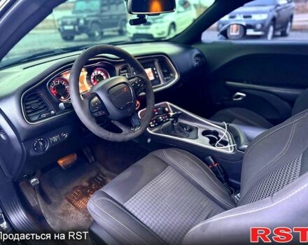 Чорний Додж Charger, об'ємом двигуна 3.6 л та пробігом 212 тис. км за 17100 $, фото 6 на Automoto.ua