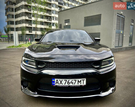 Черный Додж Чарджер, объемом двигателя 5.7 л и пробегом 169 тыс. км за 21000 $, фото 3 на Automoto.ua