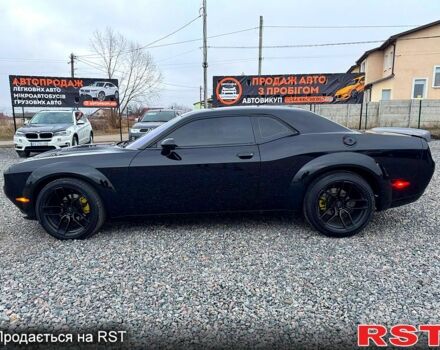 Чорний Додж Charger, об'ємом двигуна 3.6 л та пробігом 212 тис. км за 17100 $, фото 1 на Automoto.ua