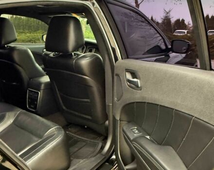 Черный Додж Чарджер, объемом двигателя 3.6 л и пробегом 128 тыс. км за 19000 $, фото 12 на Automoto.ua