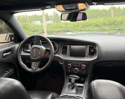 Черный Додж Чарджер, объемом двигателя 3.6 л и пробегом 128 тыс. км за 19000 $, фото 16 на Automoto.ua