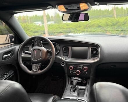 Черный Додж Чарджер, объемом двигателя 3.6 л и пробегом 128 тыс. км за 19000 $, фото 10 на Automoto.ua