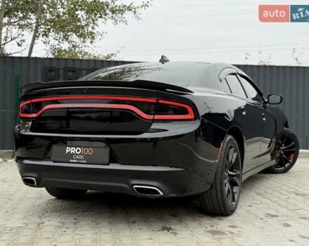 Додж Чарджер 2017 в Киеве на Automoto.ua Черный Додж Чарджер, объемом двигателя 3.6 л и пробегом 60 тыс. км за 17800 $, фото 12 на Automoto.ua