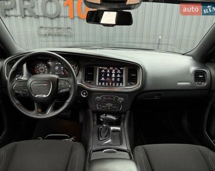 Додж Чарджер 2017 в Киеве на Automoto.ua Черный Додж Чарджер, объемом двигателя 3.6 л и пробегом 60 тыс. км за 17800 $, фото 33 на Automoto.ua