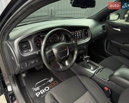 Додж Чарджер 2017 в Киеве на Automoto.ua Черный Додж Чарджер, объемом двигателя 3.6 л и пробегом 60 тыс. км за 17800 $, фото 30 на Automoto.ua