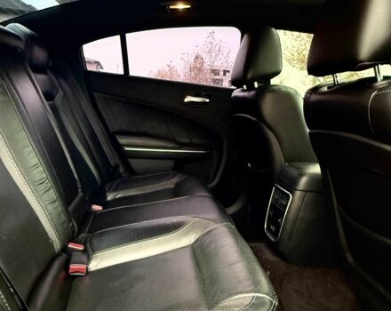 Черный Додж Чарджер, объемом двигателя 3.6 л и пробегом 128 тыс. км за 19000 $, фото 11 на Automoto.ua