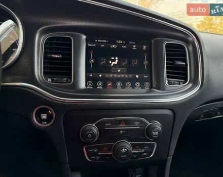 Черный Додж Чарджер, объемом двигателя 3.6 л и пробегом 140 тыс. км за 21500 $, фото 15 на Automoto.ua