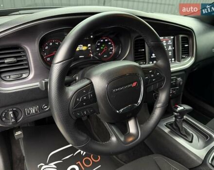 Додж Чарджер 2017 в Киеве на Automoto.ua Черный Додж Чарджер, объемом двигателя 3.6 л и пробегом 60 тыс. км за 17800 $, фото 35 на Automoto.ua