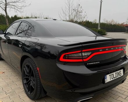 Черный Додж Чарджер, объемом двигателя 3.6 л и пробегом 128 тыс. км за 19000 $, фото 6 на Automoto.ua