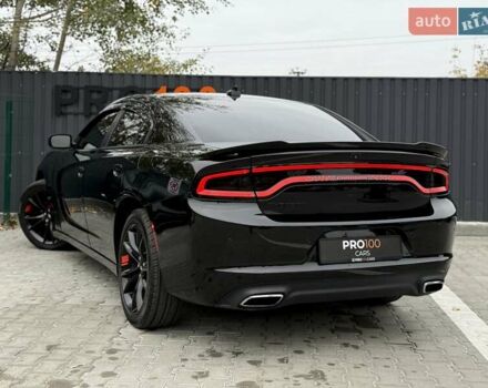 Додж Чарджер 2017 в Киеве на Automoto.ua Черный Додж Чарджер, объемом двигателя 3.6 л и пробегом 60 тыс. км за 17800 $, фото 16 на Automoto.ua