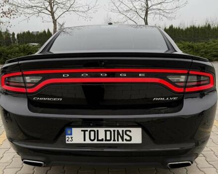 Черный Додж Чарджер, объемом двигателя 3.6 л и пробегом 128 тыс. км за 19000 $, фото 8 на Automoto.ua