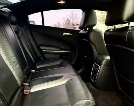 Черный Додж Чарджер, объемом двигателя 3.6 л и пробегом 128 тыс. км за 19000 $, фото 19 на Automoto.ua