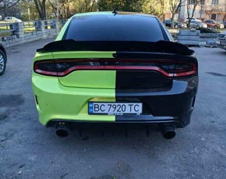 Черный Додж Чарджер, объемом двигателя 6.41 л и пробегом 80 тыс. км за 33000 $, фото 1 на Automoto.ua