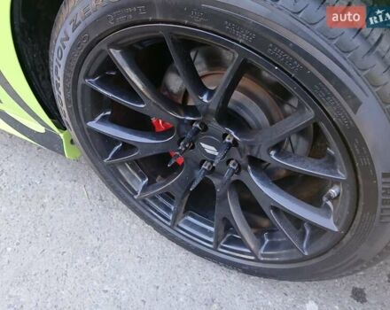 Черный Додж Чарджер, объемом двигателя 6.41 л и пробегом 80 тыс. км за 33000 $, фото 4 на Automoto.ua