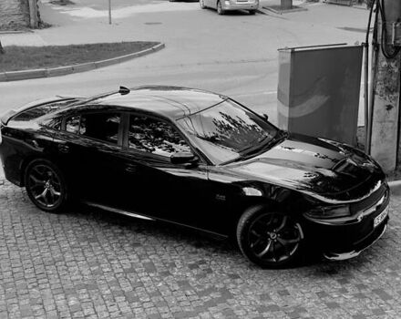 Додж Чарджер 2018 в Черновцах на Automoto.ua Черный Додж Чарджер, объемом двигателя 5.65 л и пробегом 155 тыс. км за 26500 $, фото 7 на Automoto.ua