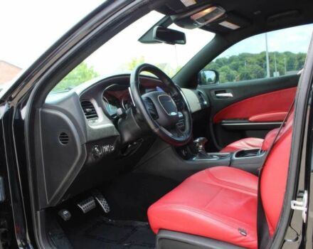 Чорний Додж Charger, об'ємом двигуна 3.6 л та пробігом 52 тис. км за 8700 $, фото 10 на Automoto.ua
