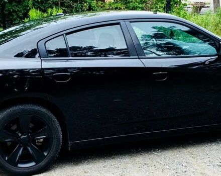 Чорний Додж Charger, об'ємом двигуна 3.6 л та пробігом 90 тис. км за 296 $, фото 4 на Automoto.ua