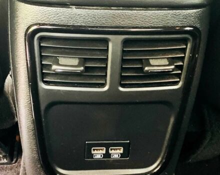 Чорний Додж Charger, об'ємом двигуна 3.6 л та пробігом 90 тис. км за 296 $, фото 11 на Automoto.ua
