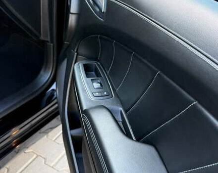 Черный Додж Чарджер, объемом двигателя 5.7 л и пробегом 60 тыс. км за 29999 $, фото 10 на Automoto.ua