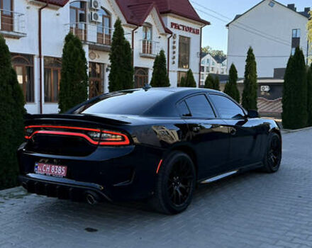 Черный Додж Чарджер, объемом двигателя 5.7 л и пробегом 60 тыс. км за 29999 $, фото 28 на Automoto.ua