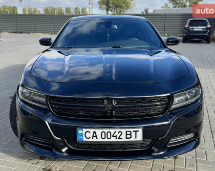 Чорний Додж Charger, об'ємом двигуна 3.6 л та пробігом 208 тис. км за 18300 $, фото 1 на Automoto.ua