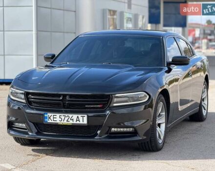 Черный Додж Чарджер, объемом двигателя 3.6 л и пробегом 140 тыс. км за 21500 $, фото 1 на Automoto.ua