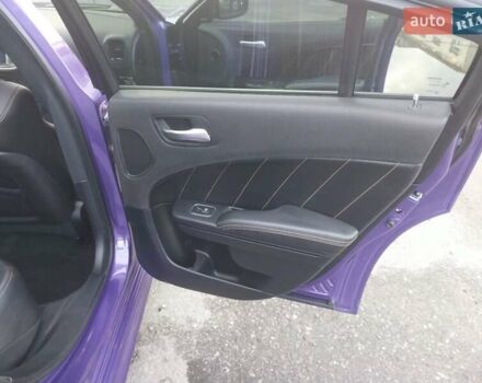 Фіолетовий Додж Charger, об'ємом двигуна 6.42 л та пробігом 71 тис. км за 27000 $, фото 38 на Automoto.ua
