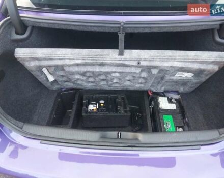 Фіолетовий Додж Charger, об'ємом двигуна 6.42 л та пробігом 71 тис. км за 27000 $, фото 19 на Automoto.ua
