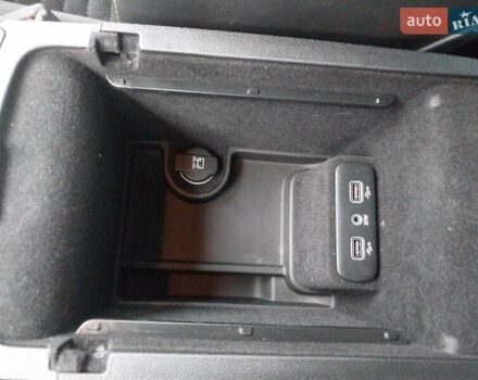 Фіолетовий Додж Charger, об'ємом двигуна 6.42 л та пробігом 71 тис. км за 27000 $, фото 6 на Automoto.ua