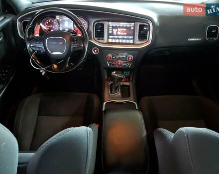 Фиолетовый Додж Чарджер, объемом двигателя 0 л и пробегом 119 тыс. км за 5900 $, фото 7 на Automoto.ua