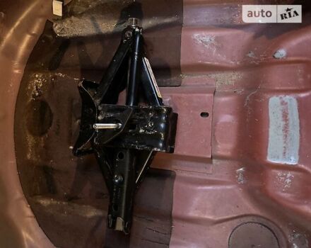 Красный Додж Чарджер, объемом двигателя 3.6 л и пробегом 180 тыс. км за 15900 $, фото 15 на Automoto.ua