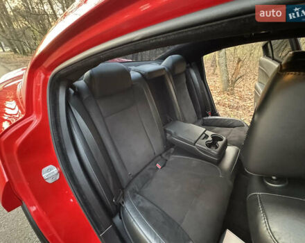 Червоний Додж Charger, об'ємом двигуна 6.4 л та пробігом 98 тис. км за 33000 $, фото 20 на Automoto.ua