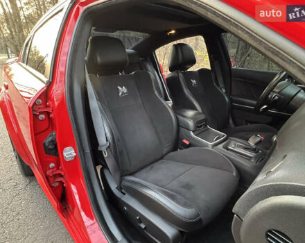 Червоний Додж Charger, об'ємом двигуна 6.4 л та пробігом 98 тис. км за 33000 $, фото 18 на Automoto.ua