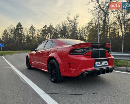 Червоний Додж Charger, об'ємом двигуна 6.4 л та пробігом 98 тис. км за 33000 $, фото 9 на Automoto.ua