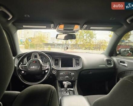 Додж Чарджер 2017 в Запорожье на Automoto.ua Красный Додж Чарджер, объемом двигателя 3.6 л и пробегом 110 тыс. км за 20500 $, фото 11 на Automoto.ua