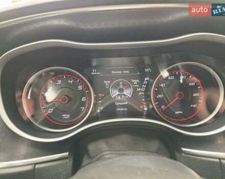 Додж Чарджер 2017 в Запорожье на Automoto.ua Красный Додж Чарджер, объемом двигателя 3.6 л и пробегом 110 тыс. км за 20500 $, фото 13 на Automoto.ua