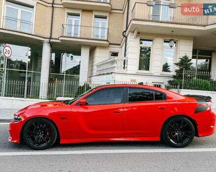 Красный Додж Чарджер, объемом двигателя 6.4 л и пробегом 76 тыс. км за 34900 $, фото 4 на Automoto.ua