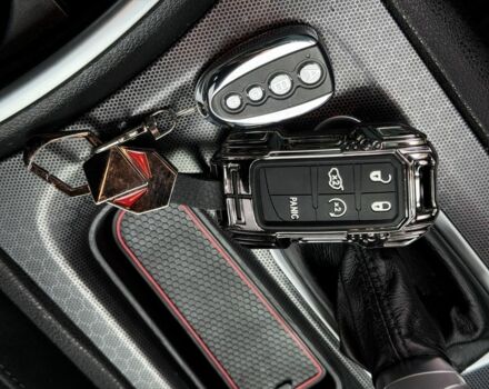 Красный Додж Чарджер, объемом двигателя 3.6 л и пробегом 144 тыс. км за 18500 $, фото 17 на Automoto.ua