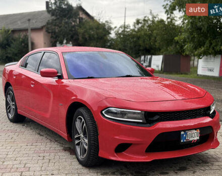 Красный Додж Чарджер, объемом двигателя 3.6 л и пробегом 143 тыс. км за 19000 $, фото 3 на Automoto.ua